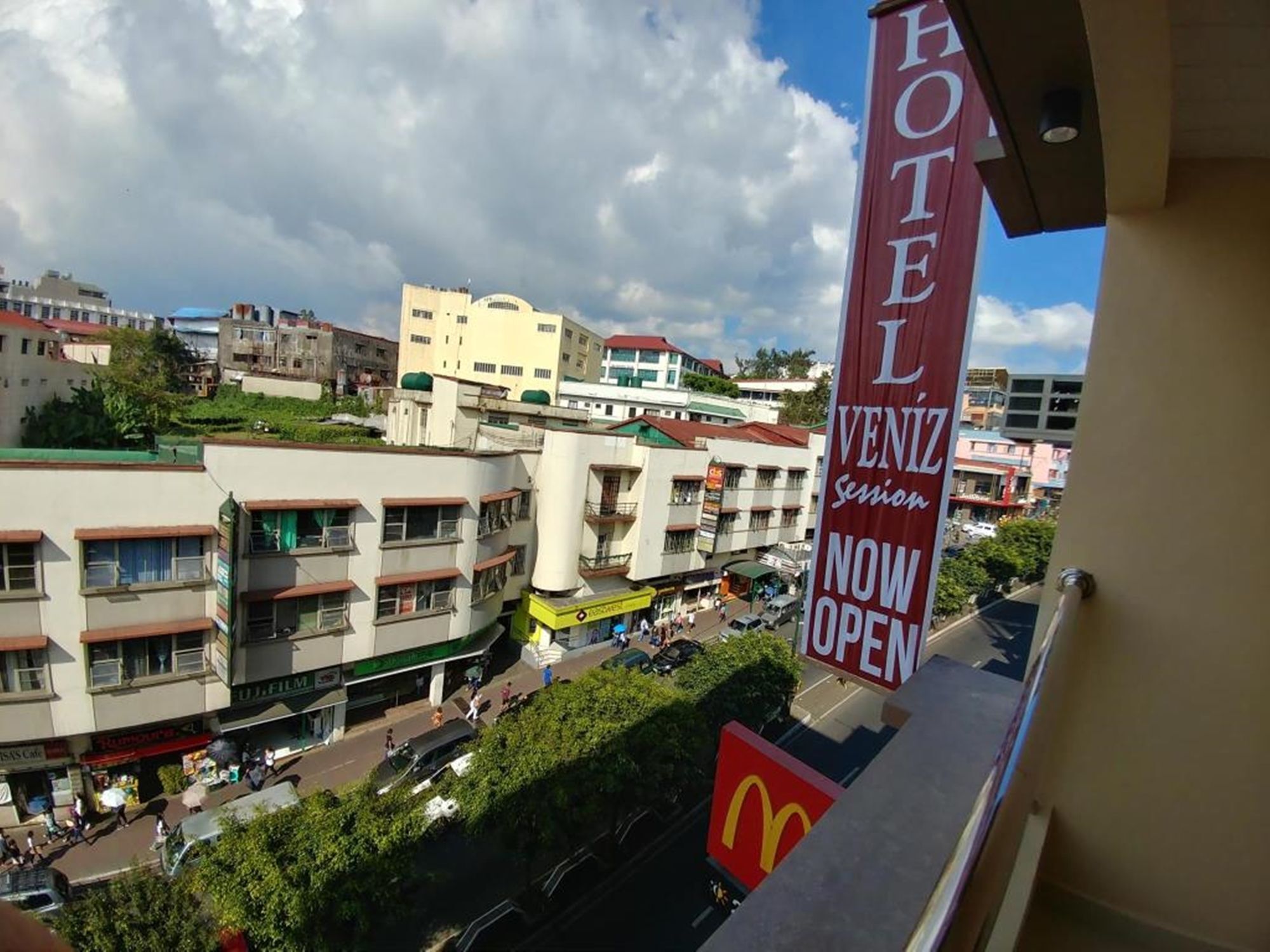 Hotel Veniz - Session Baguio City Eksteriør billede